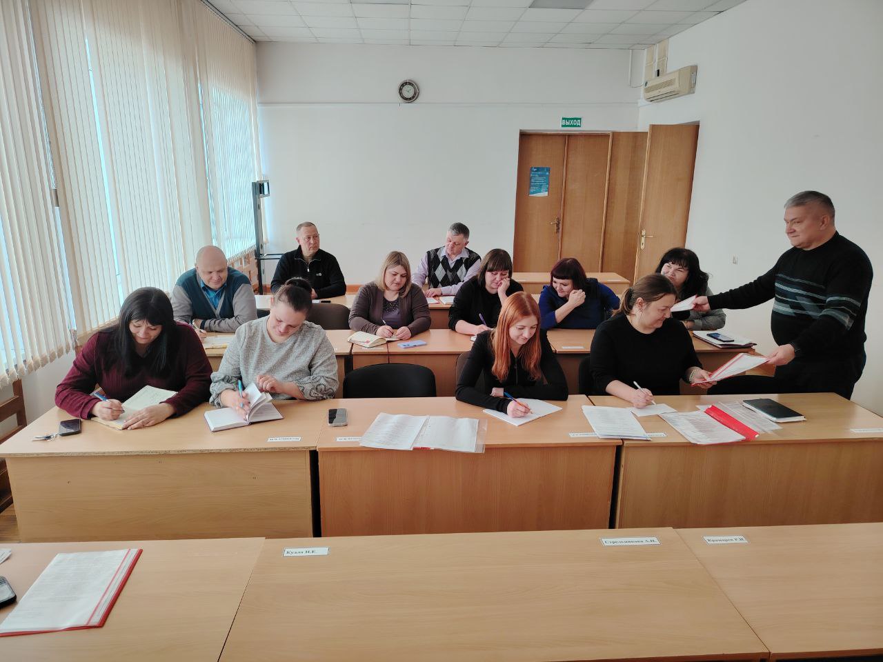 Проведение учебно-методического занятия по мобилизационной подготовке с личным составом группы контроля  администрации Яковлевского муниципального округа Белгородской области.