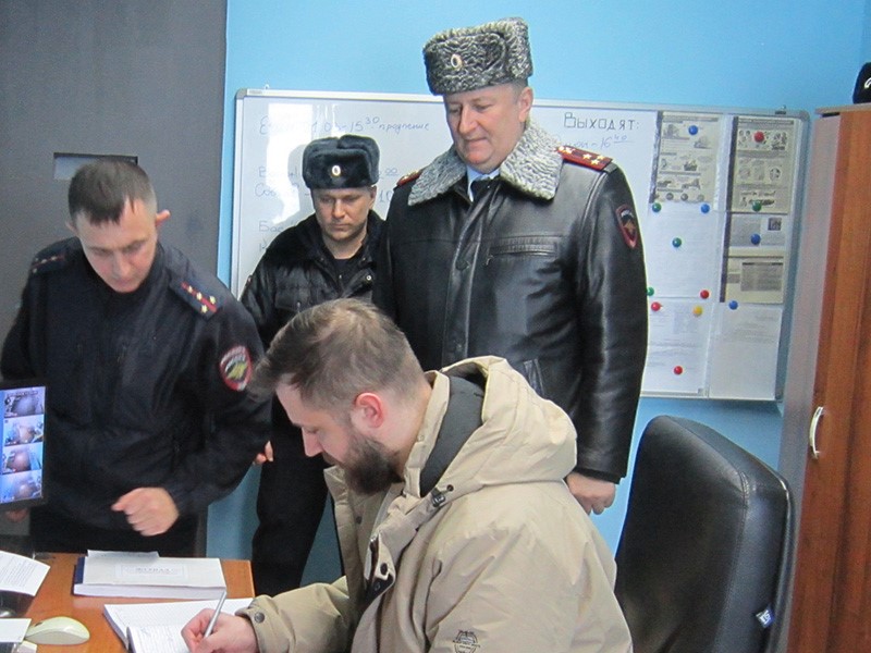 Председатель Общественного совета при ОМВД России по Яковлевскому городскому округу посетил с проверкой ИВС.